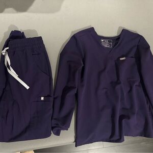 Figs set, Uman relaxed bottoms, Catarina long sleeve top